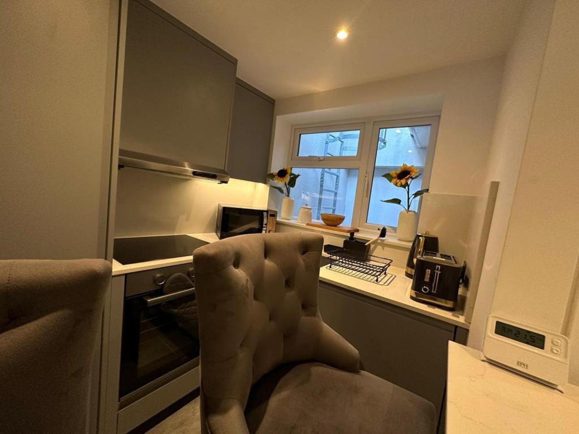Case de vacanță Stylish Two Bedroom House In Kilburn *